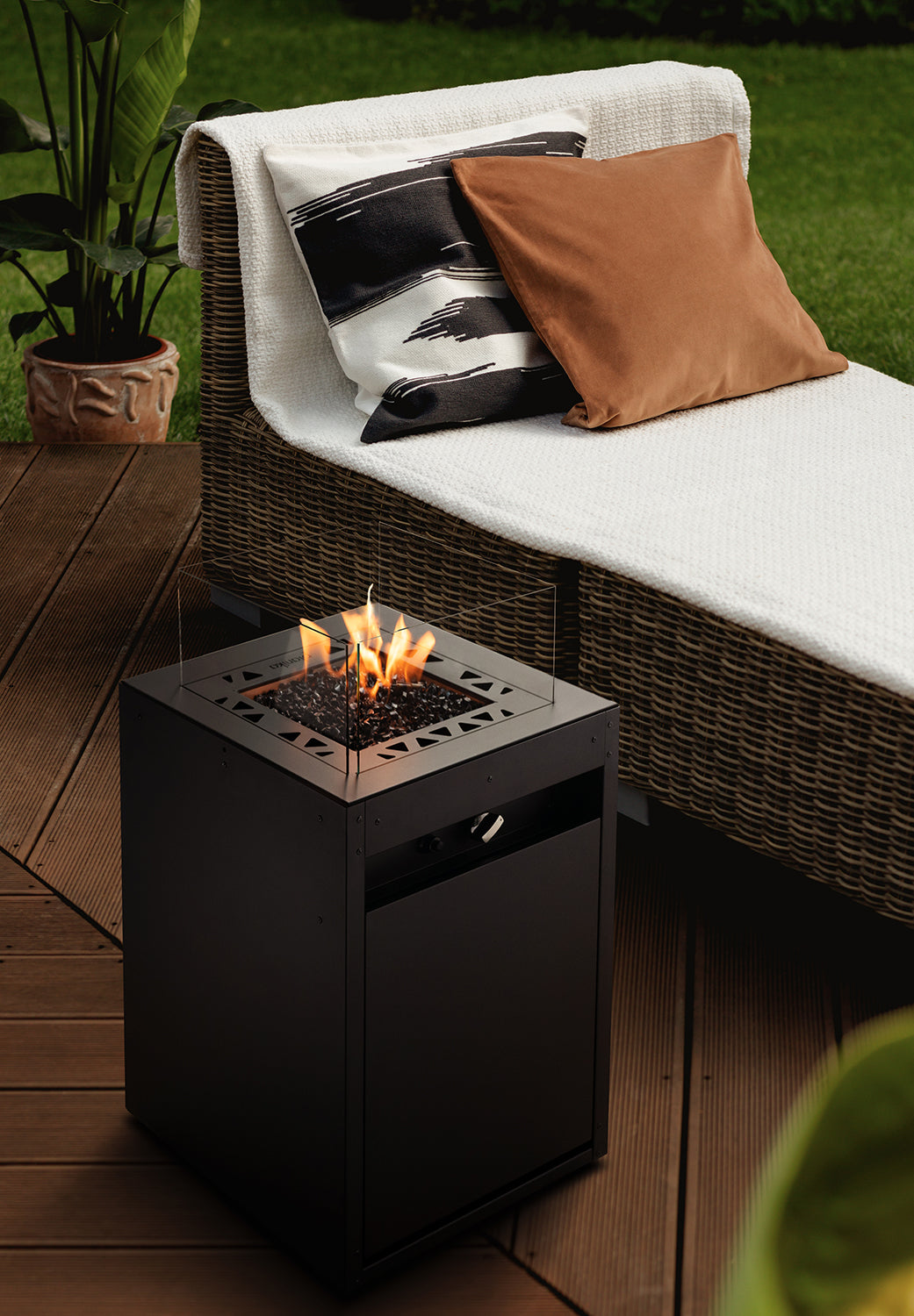 Square Table